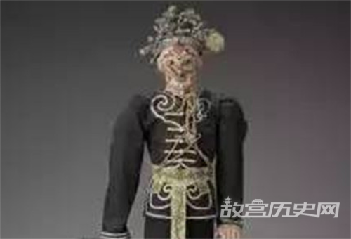 为什么杨广要照柳抃的模样做一个木偶机器人